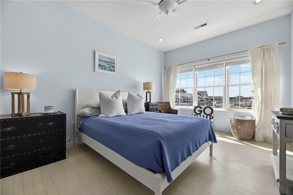 Condominium at 118 Bay Street UNIT 4, Westerly, photo 6 of 20
