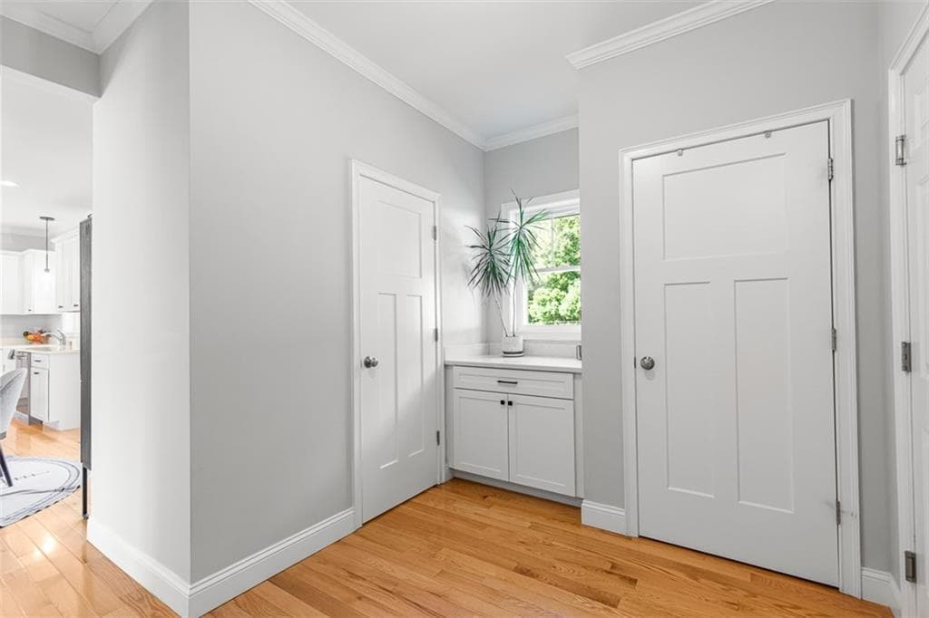 Single Family Residence at 14 Minglewood Drive, Coventry, photo 21 of 45