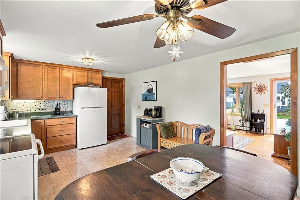 Single Family Residence at 10 Grant Street, West Warwick, photo 17 of 40