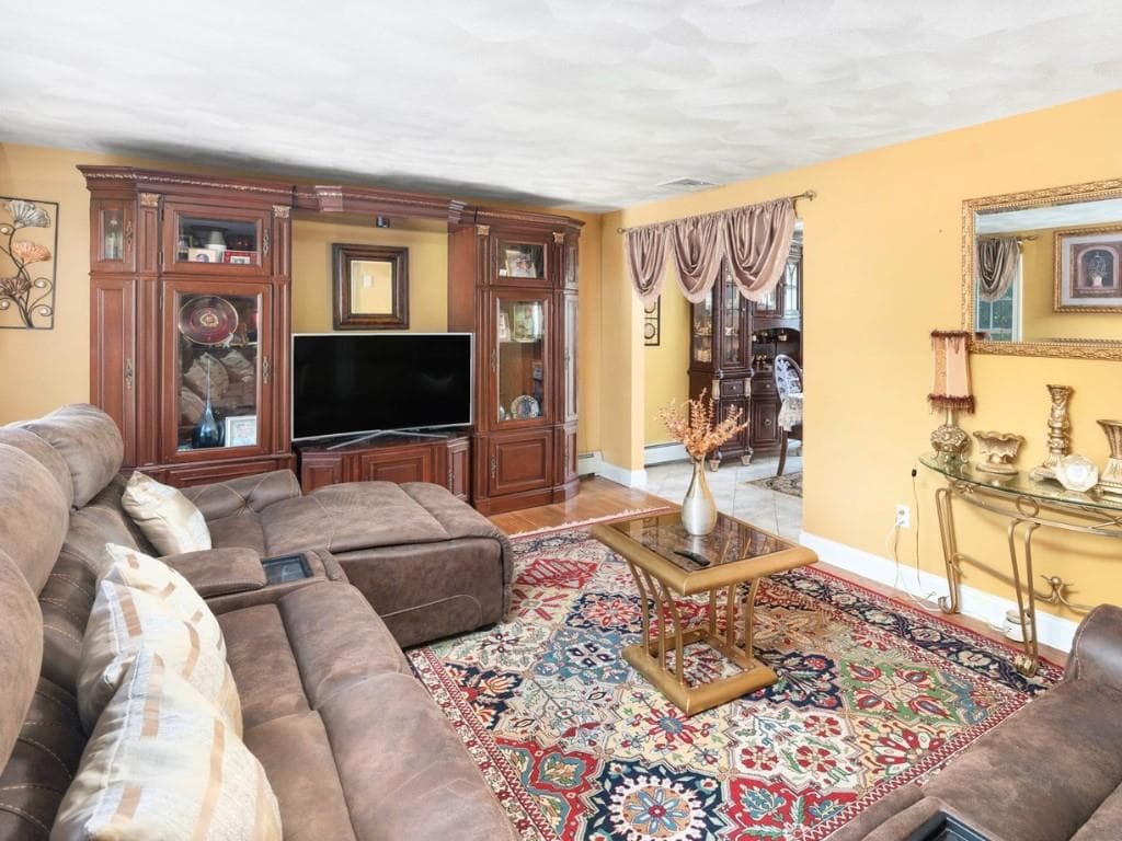 Single Family Residence at 90 Rowley Street, Providence, photo 2 of 21