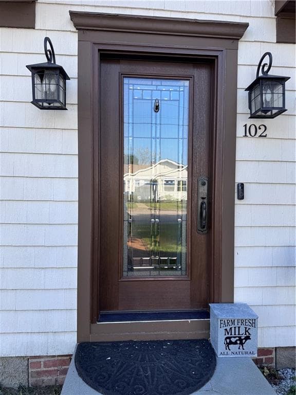 Single Family Residence at 102 Hillard Avenue, Warwick, photo 3 of 44