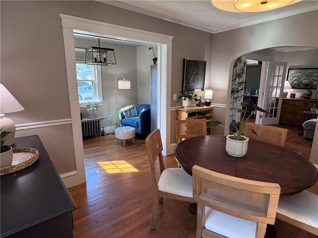 Single Family Residence at 102 Hillard Avenue, Warwick, photo 15 of 44