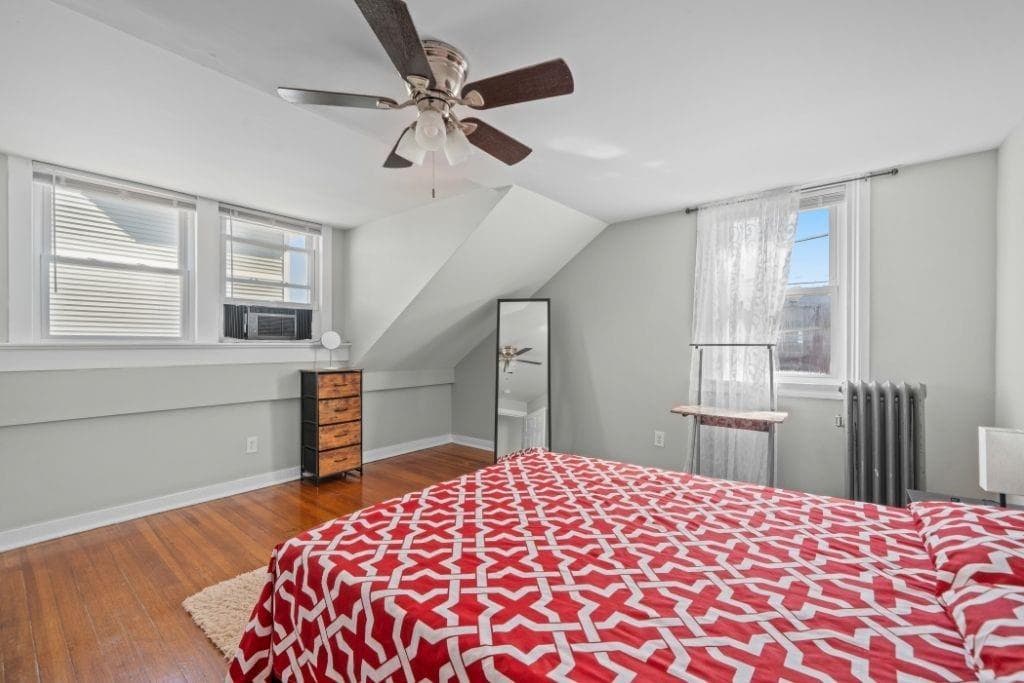 Single Family Residence at Single Family Residence, Providence, photo 20 of 25