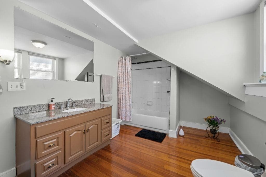 Single Family Residence at Single Family Residence, Providence, photo 18 of 25