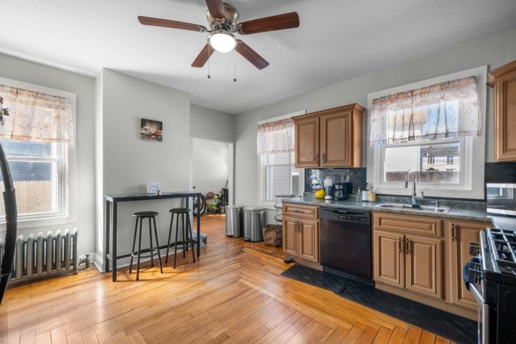 Single Family Residence at Single Family Residence, Providence, photo 11 of 25