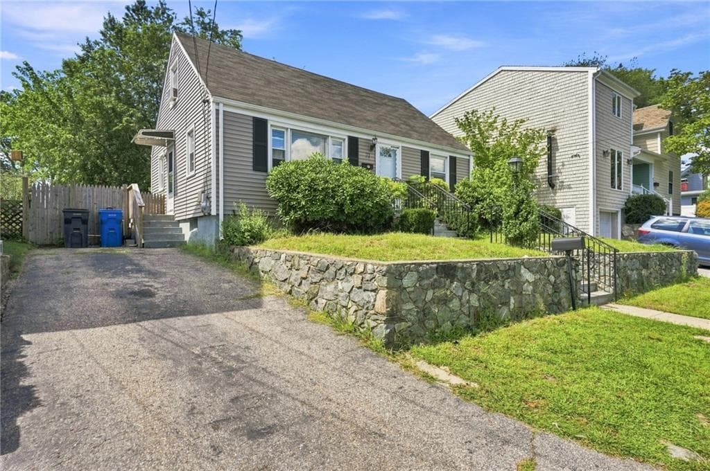 Single Family Residence at 71 Ash Avenue, Cranston, photo 27 of 27
