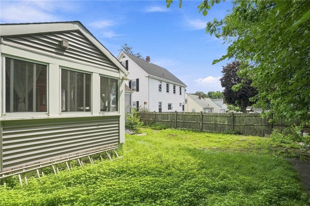 Single Family Residence at 71 Ash Avenue, Cranston, photo 5 of 27