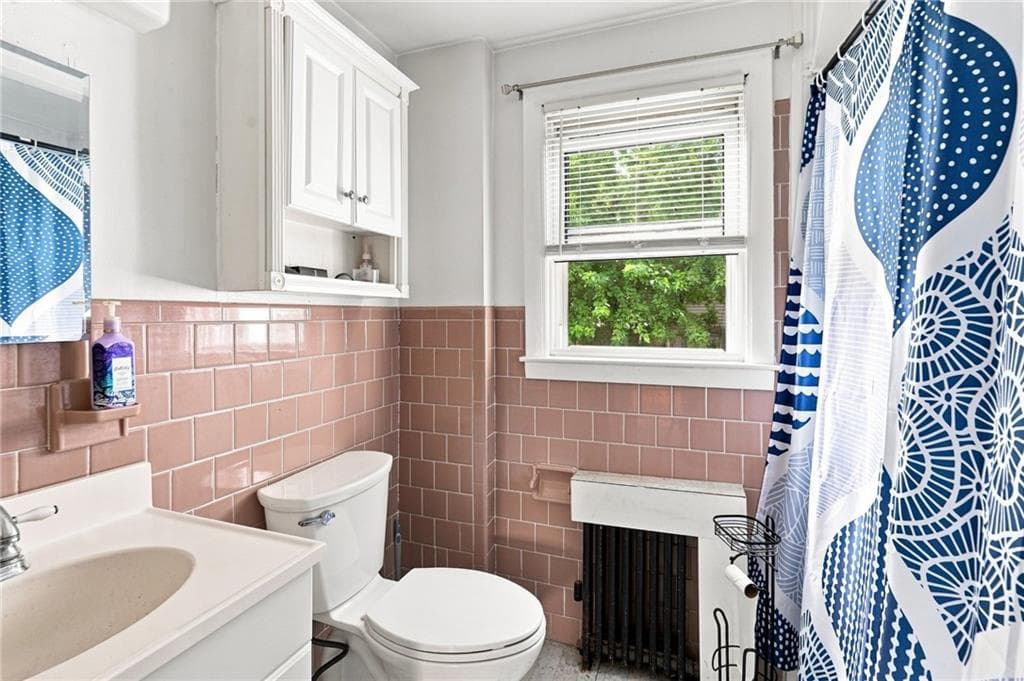 Single Family Residence at 71 Ash Avenue, Cranston, photo 14 of 27