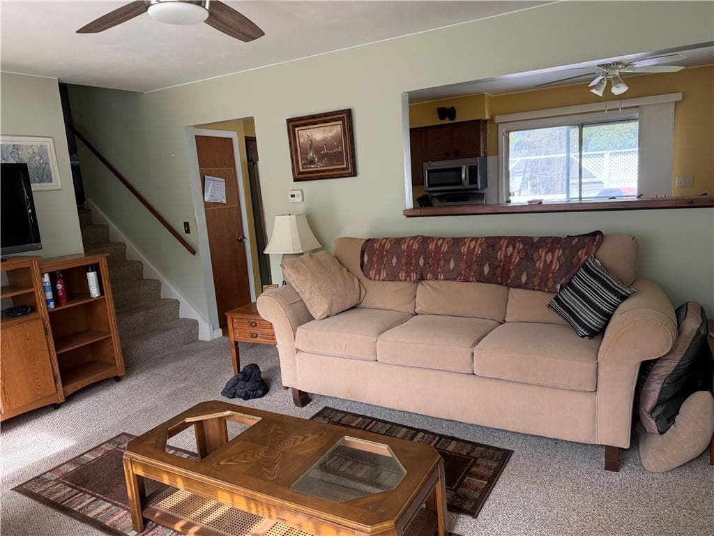 Single Family Residence at 39 Riverdale Road, Westerly, photo 10 of 36