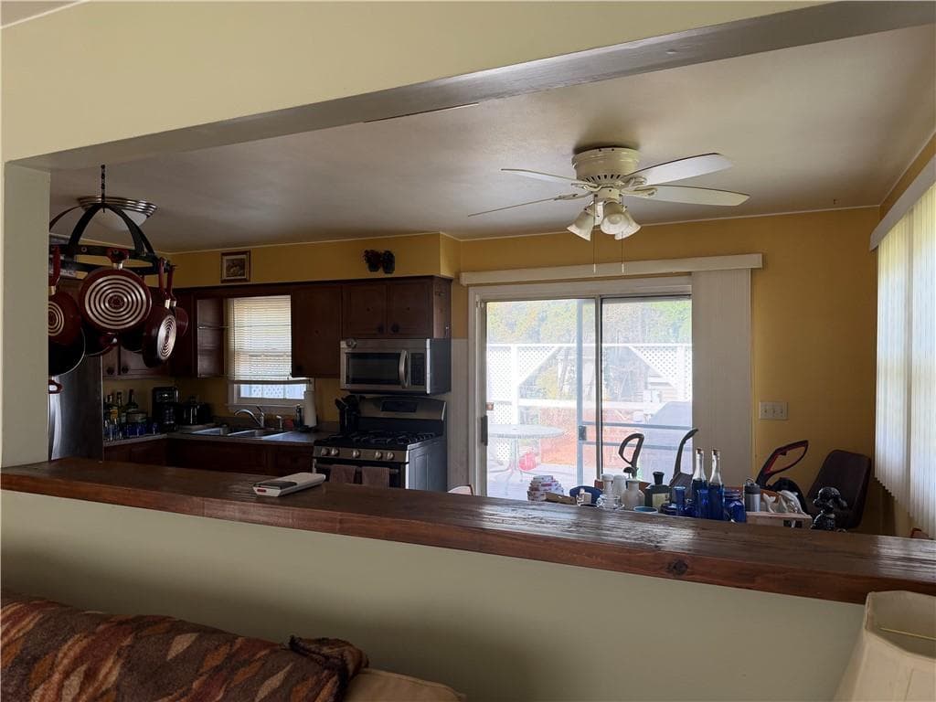 Single Family Residence at 39 Riverdale Road, Westerly, photo 18 of 36
