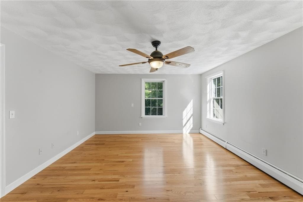 Single Family Residence at 21 Casey Lane, Coventry, photo 17 of 48