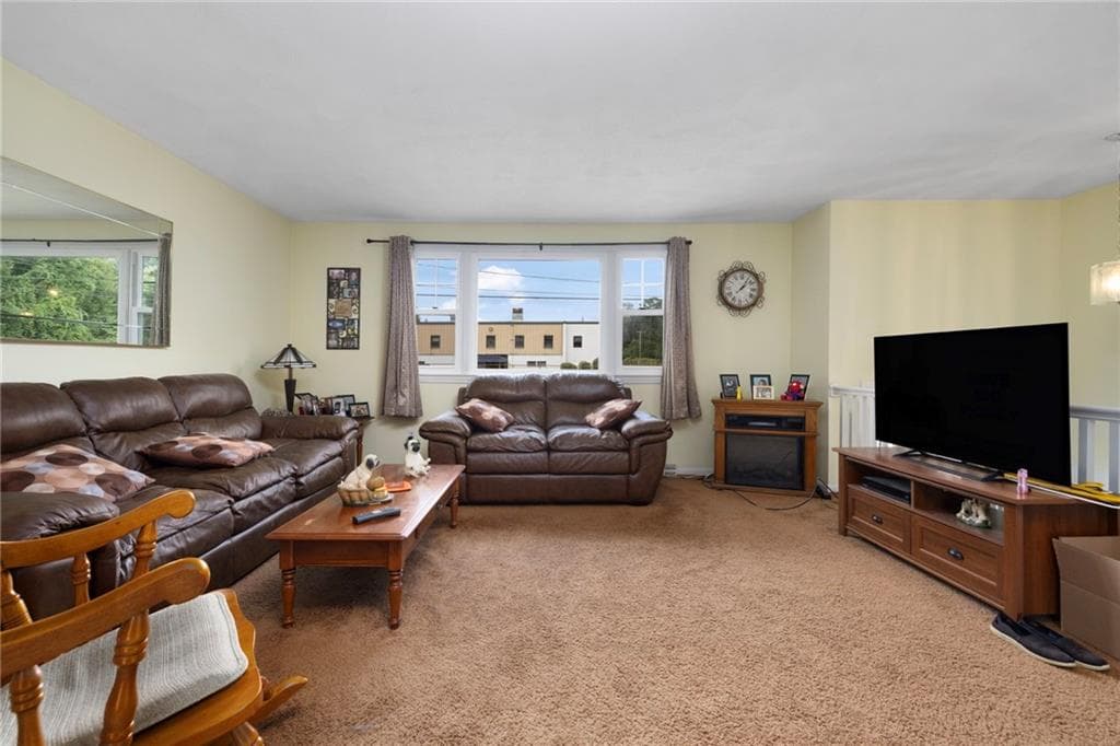 Single Family Residence at 16 Dresden Street, Cranston, photo 7 of 23