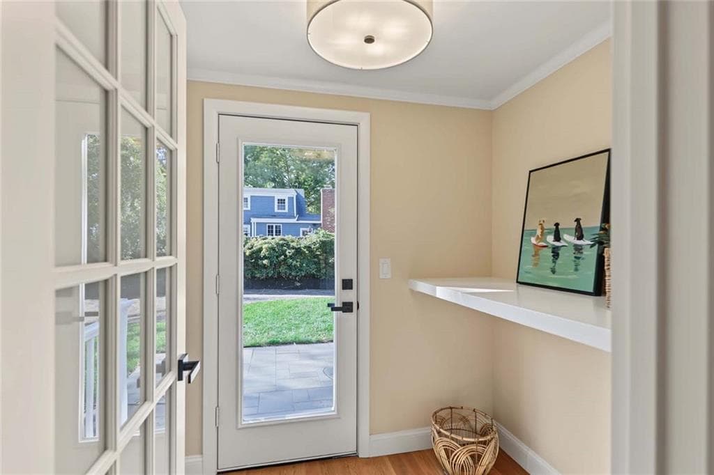 Single Family Residence at 8 Pine Cone Drive, Barrington, photo 5 of 39