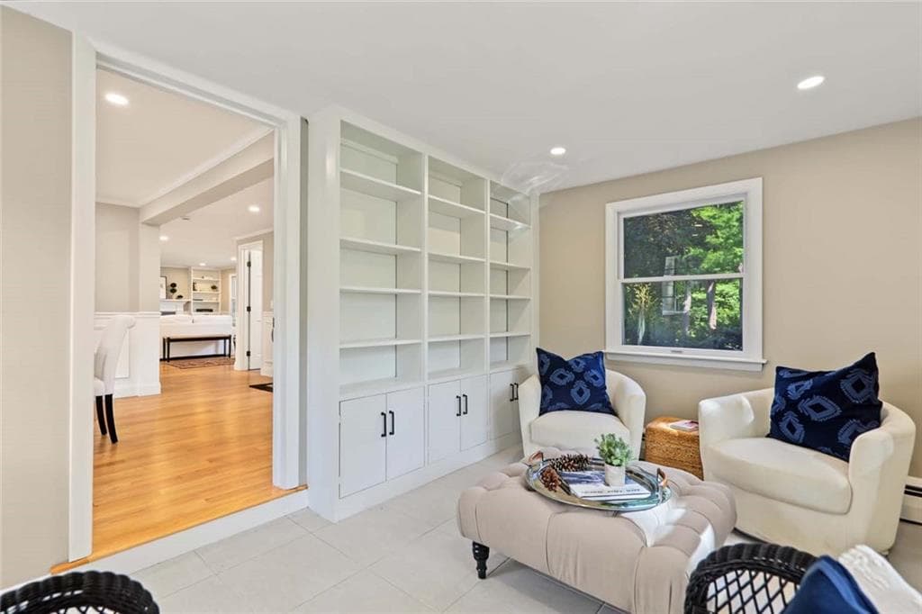 Single Family Residence at 8 Pine Cone Drive, Barrington, photo 20 of 39