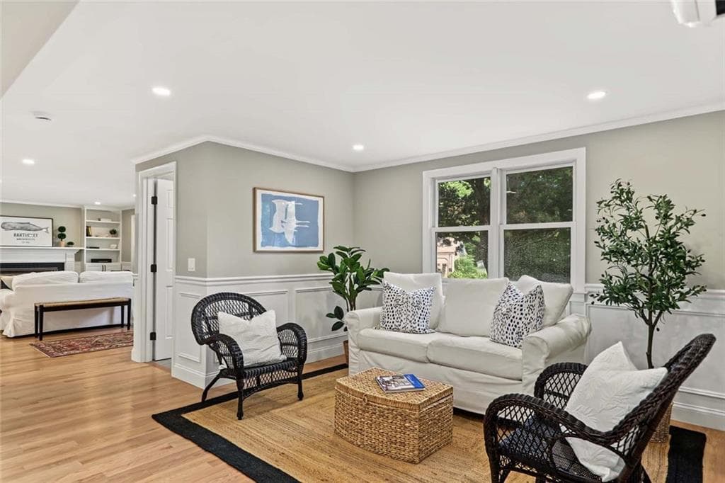 Single Family Residence at 8 Pine Cone Drive, Barrington, photo 15 of 39
