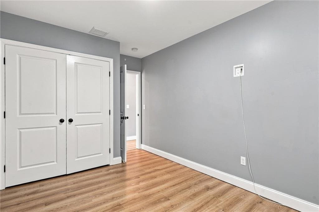 Single Family Residence at 91 Niagara Street, Providence, photo 17 of 30