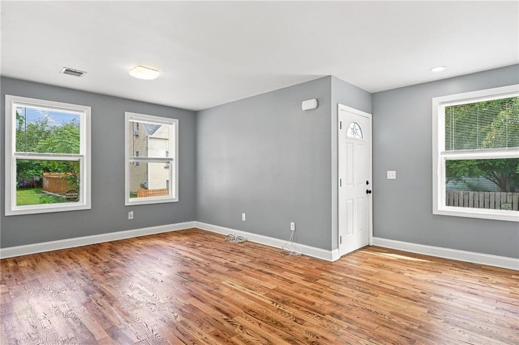 Single Family Residence at 91 Niagara Street, Providence, photo 26 of 30