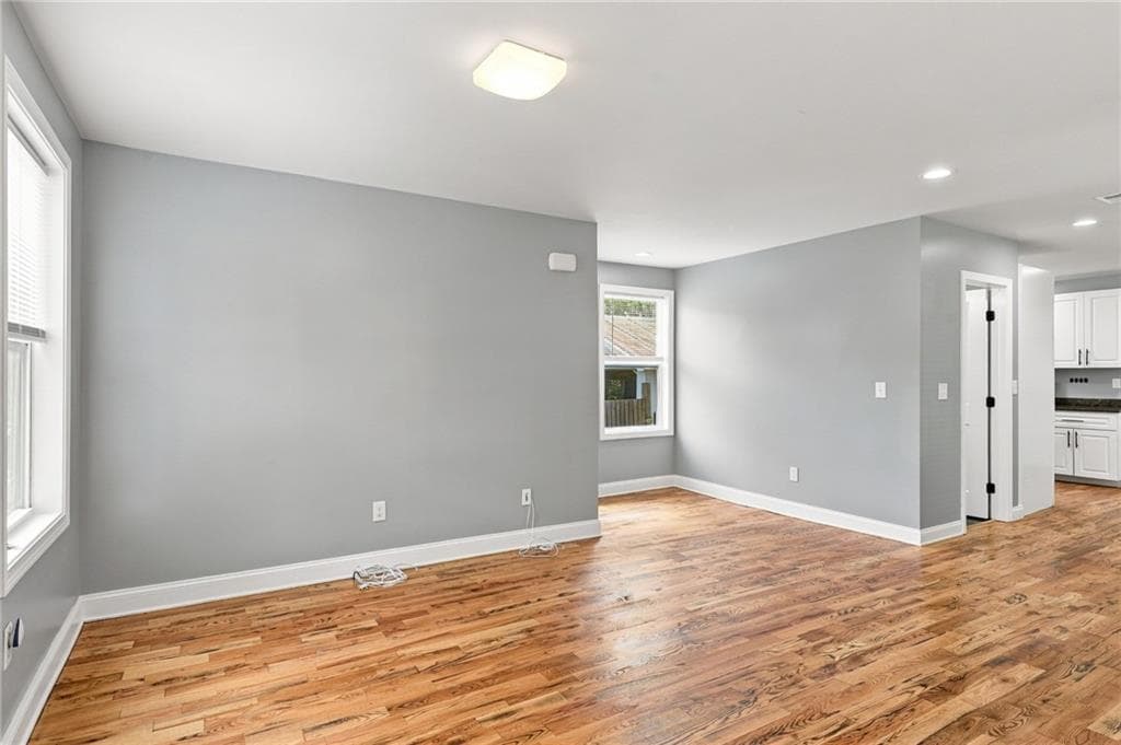 Single Family Residence at 91 Niagara Street, Providence, photo 25 of 30