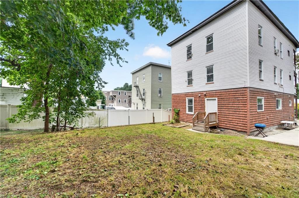 Multi Family at 37 Ross Street, Woonsocket, photo 35 of 45