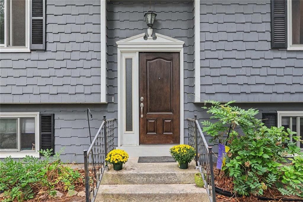 Single Family Residence at 33 Evergreen Drive, Exeter, photo 2 of 36