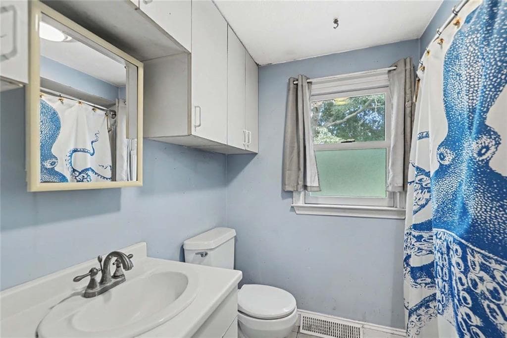 Single Family Residence at 33 Evergreen Drive, Exeter, photo 21 of 36