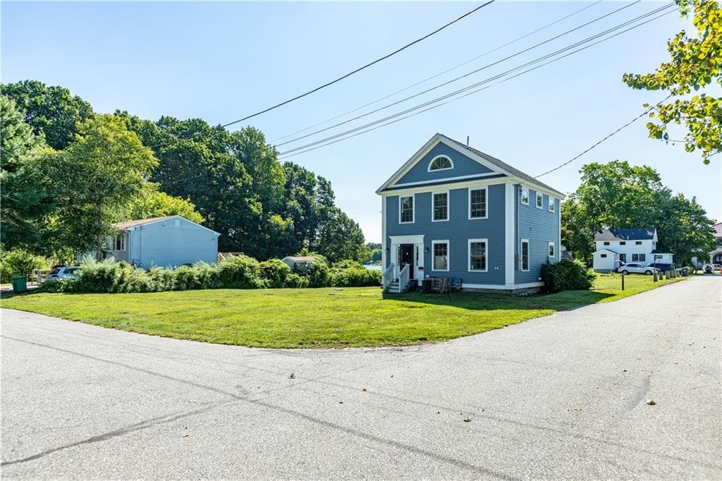 Single Family Residence at 64 Carder Road, Warwick, photo 6 of 14