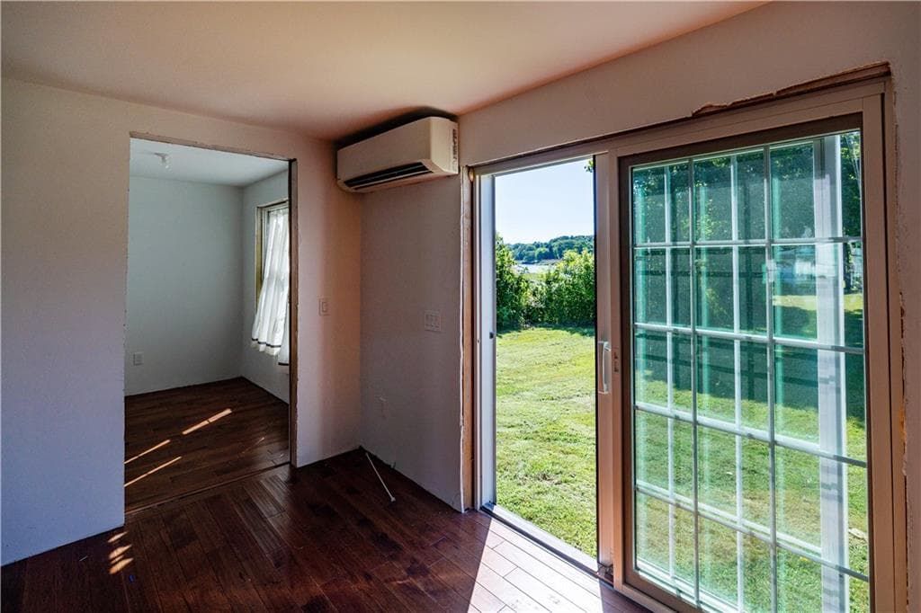 Single Family Residence at 64 Carder Road, Warwick, photo 13 of 14