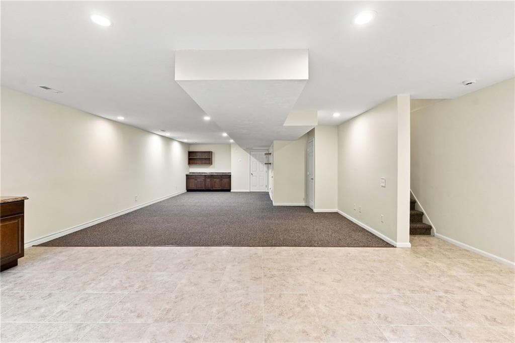 Condominium at 61 Alpine Way, North Smithfield, photo 33 of 47