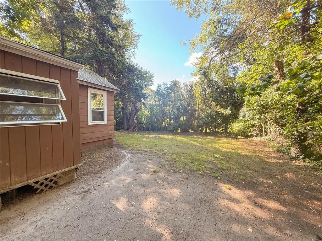 Single Family Residence at 29 Congdon Avenue, North Kingstown, photo 5 of 20