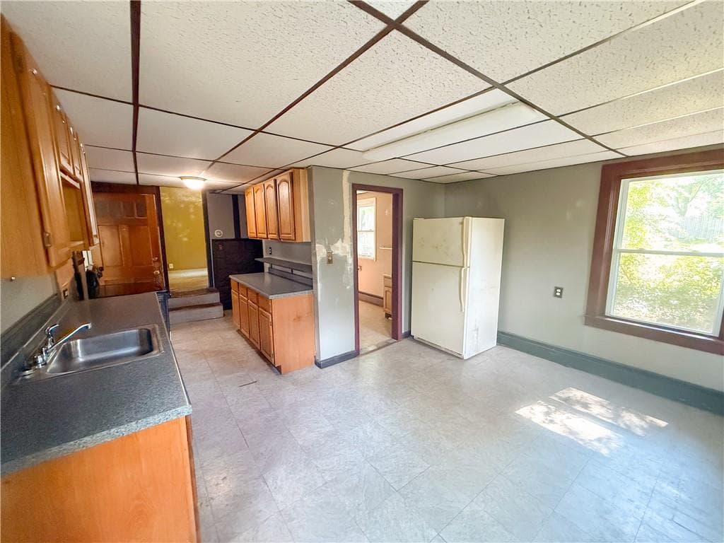 Single Family Residence at 29 Congdon Avenue, North Kingstown, photo 10 of 20