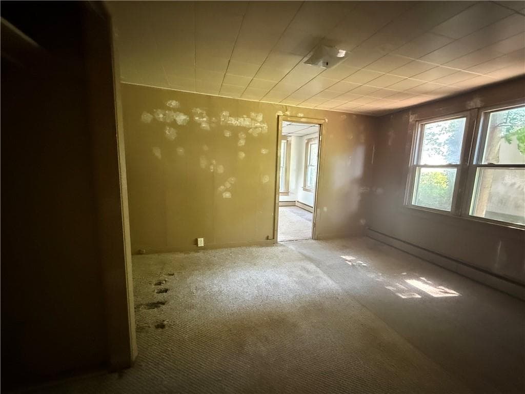 Single Family Residence at 29 Congdon Avenue, North Kingstown, photo 15 of 20