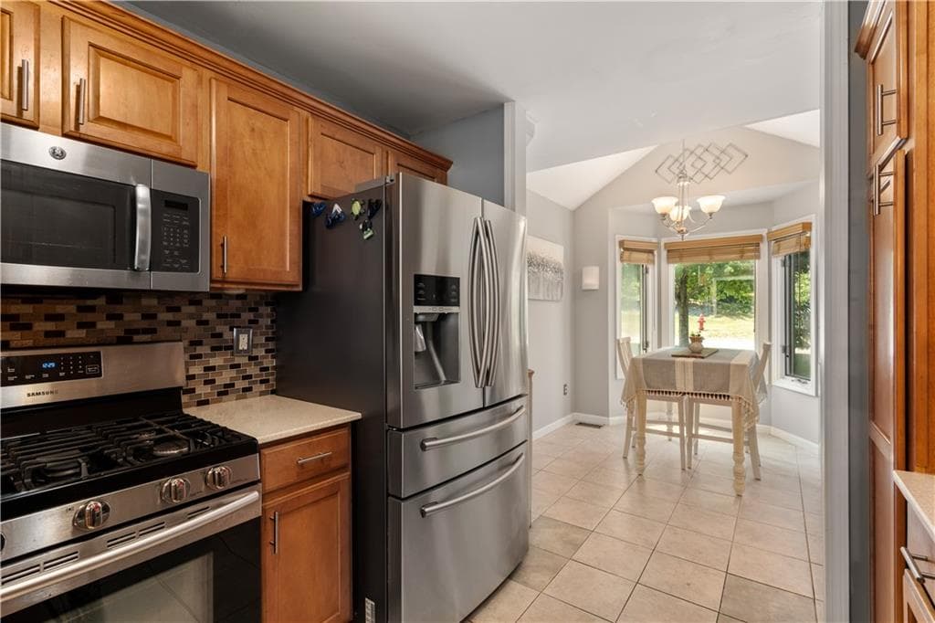 Condominium at 80 Fisher Road UNIT 97, Cumberland, photo 6 of 42