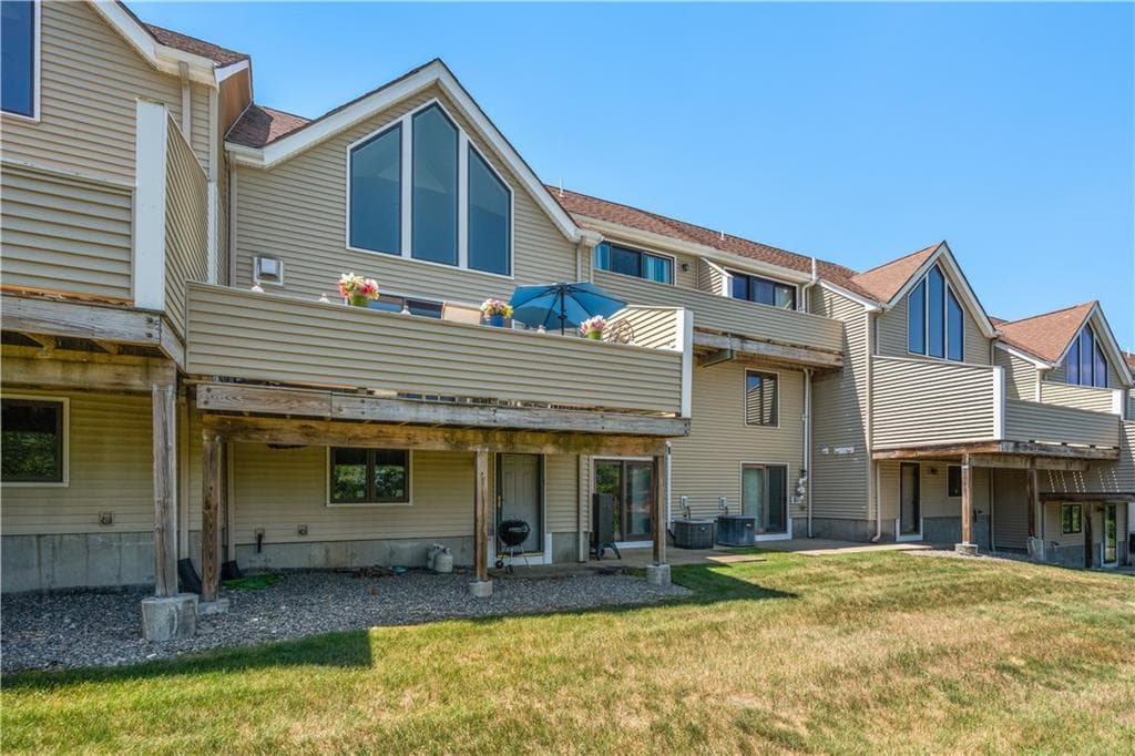 Condominium at 80 Fisher Road UNIT 97, Cumberland, photo 33 of 42
