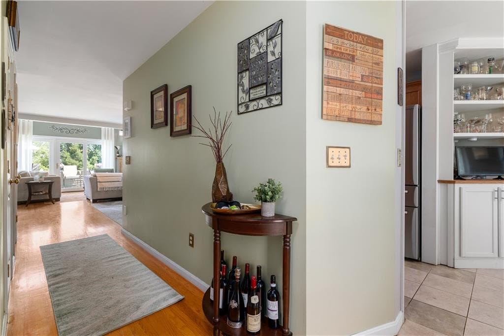 Condominium at 80 Fisher Road UNIT 97, Cumberland, photo 8 of 42