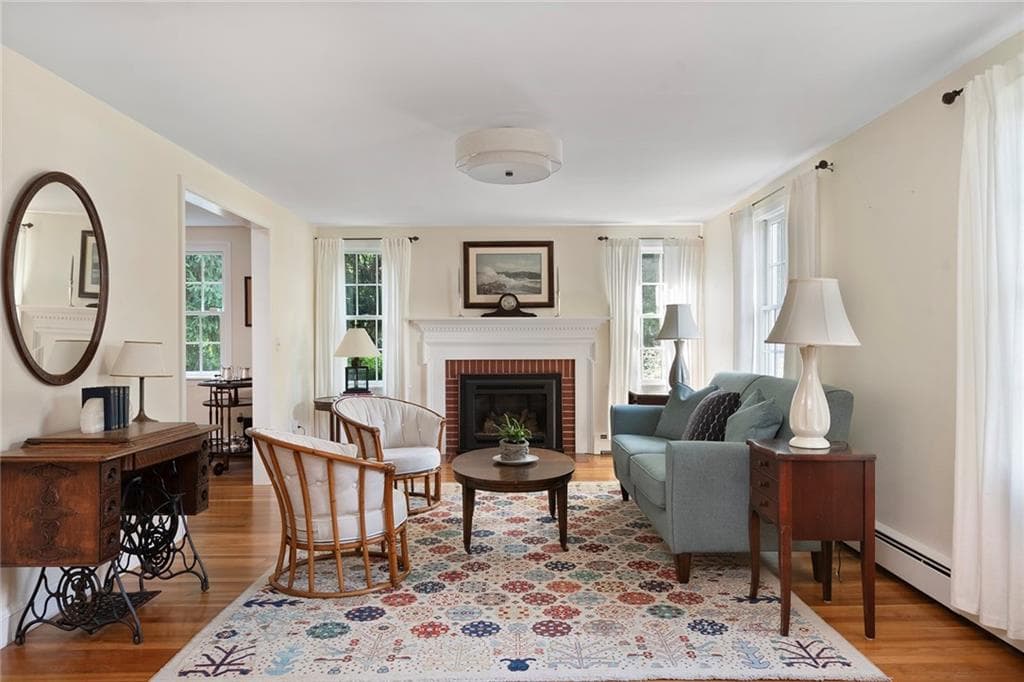 Single Family Residence at 419 Nayatt Road, Barrington, photo 13 of 50