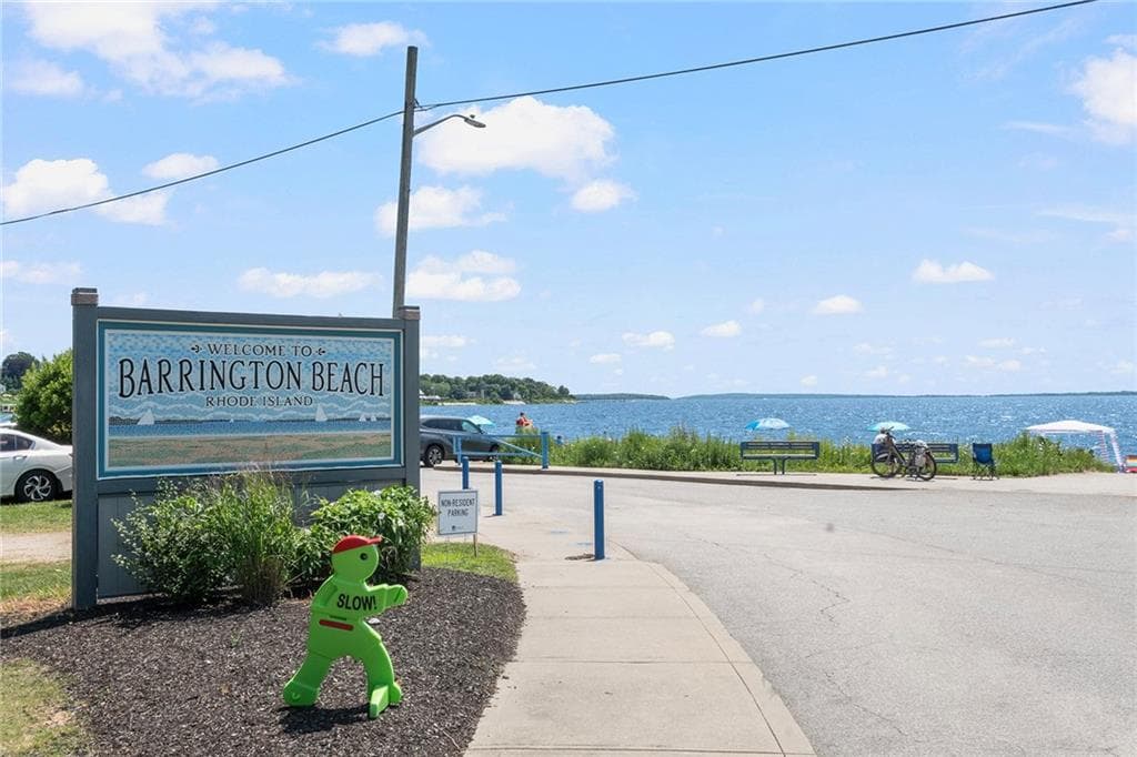 Single Family Residence at 419 Nayatt Road, Barrington, photo 43 of 50