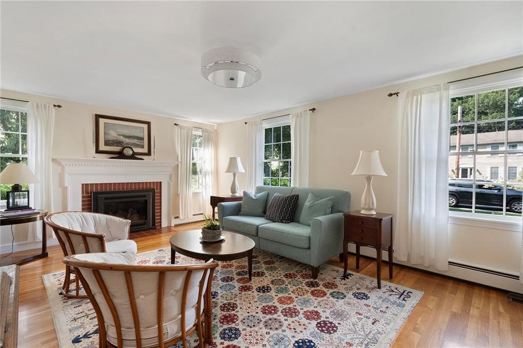 Single Family Residence at 419 Nayatt Road, Barrington, photo 14 of 50
