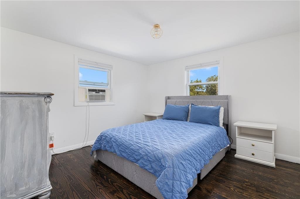 Single Family Residence at 340 Old Mill Lane, Portsmouth, photo 12 of 42