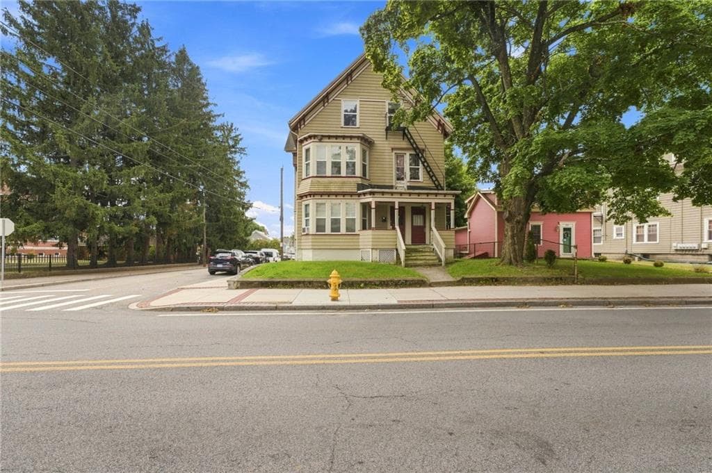 Multi Family at 175 177 Walcott Street, Pawtucket, photo 48 of 49