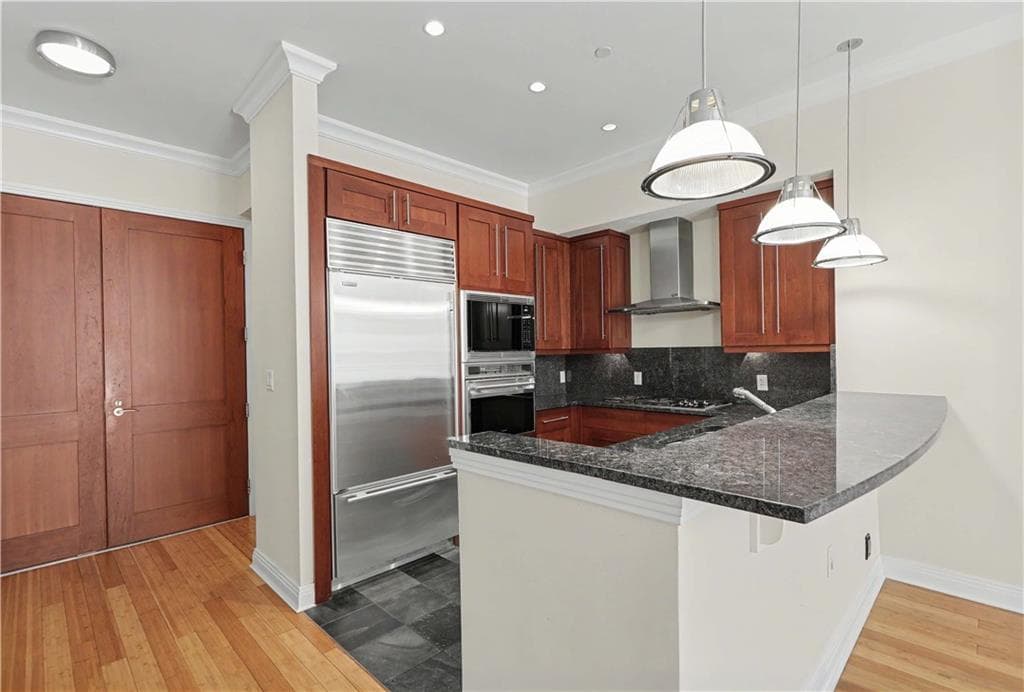 Condominium at 341 Thames Street UNIT 101-S, Bristol, photo 13 of 33