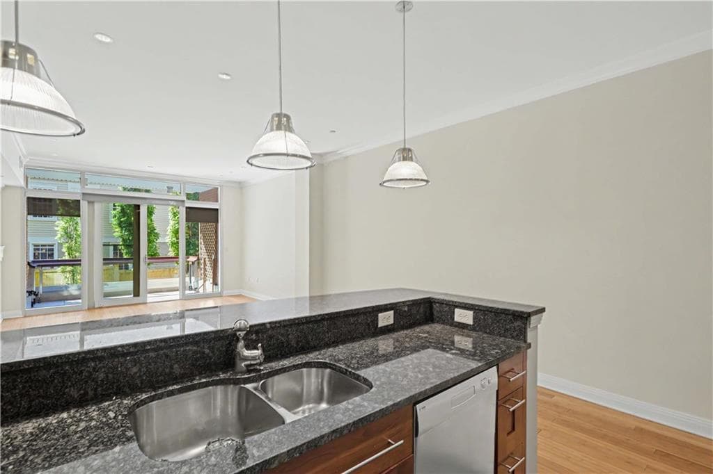 Condominium at 341 Thames Street UNIT 101-S, Bristol, photo 12 of 33