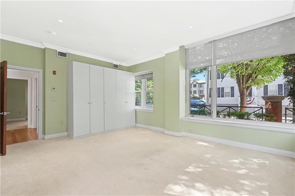 Condominium at 341 Thames Street UNIT 101-S, Bristol, photo 24 of 33