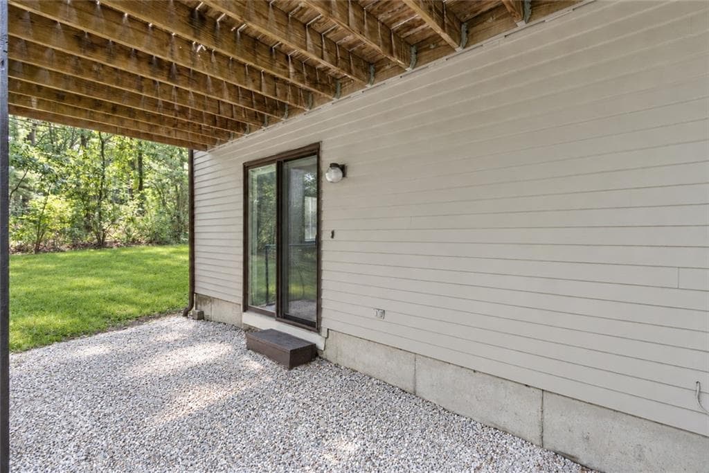 Condominium at 25 White Birch Court UNIT 25, North Kingstown, photo 17 of 21