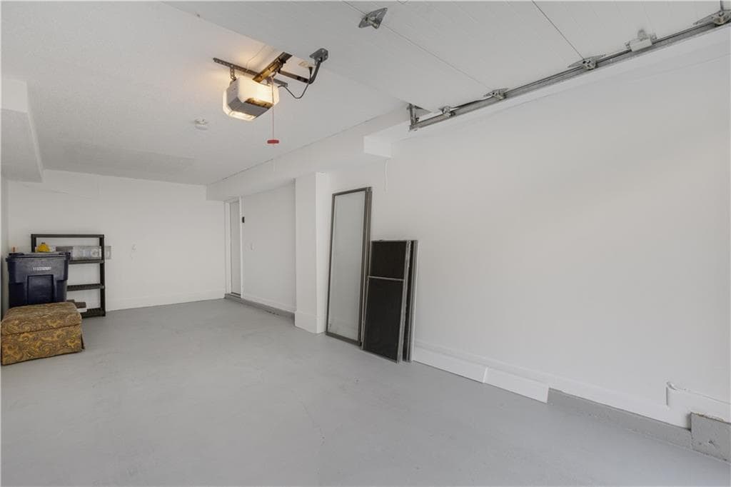 Condominium at 25 White Birch Court UNIT 25, North Kingstown, photo 18 of 21