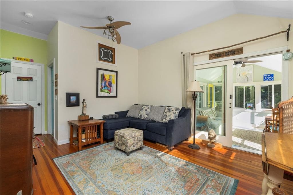 Single Family Residence at 20 Samuel Rodman Street, South Kingstown, photo 22 of 38