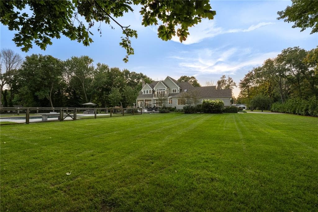 Single Family Residence at 50 Kenyon Avenue, East Greenwich, photo 34 of 50