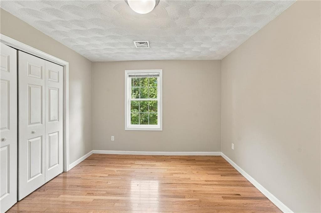 Single Family Residence at 394 Westmoreland Lane, North Kingstown, photo 23 of 43