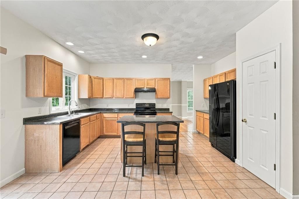 Single Family Residence at 394 Westmoreland Lane, North Kingstown, photo 12 of 43