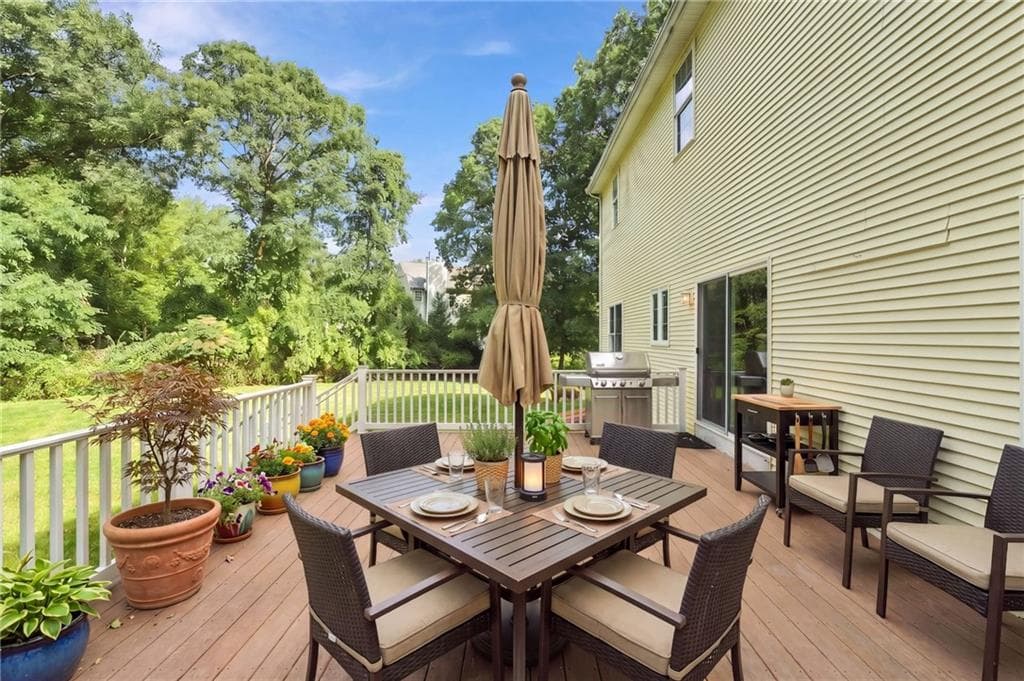 Single Family Residence at 394 Westmoreland Lane, North Kingstown, photo 32 of 43