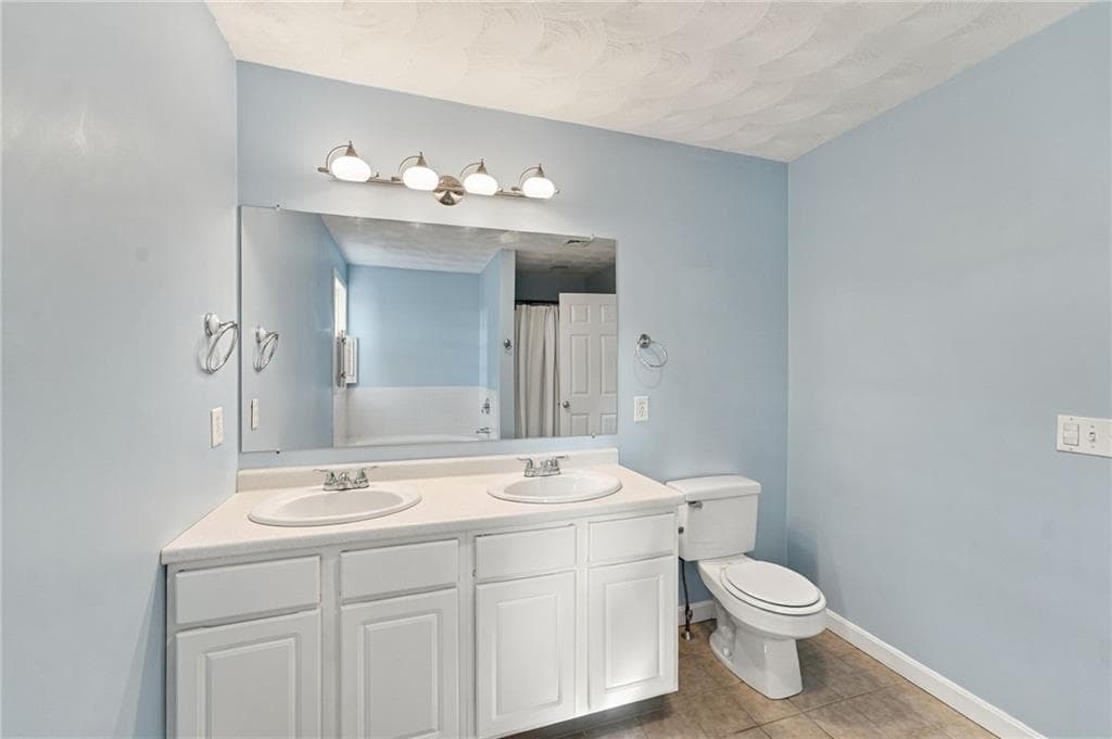 Single Family Residence at 394 Westmoreland Lane, North Kingstown, photo 20 of 43